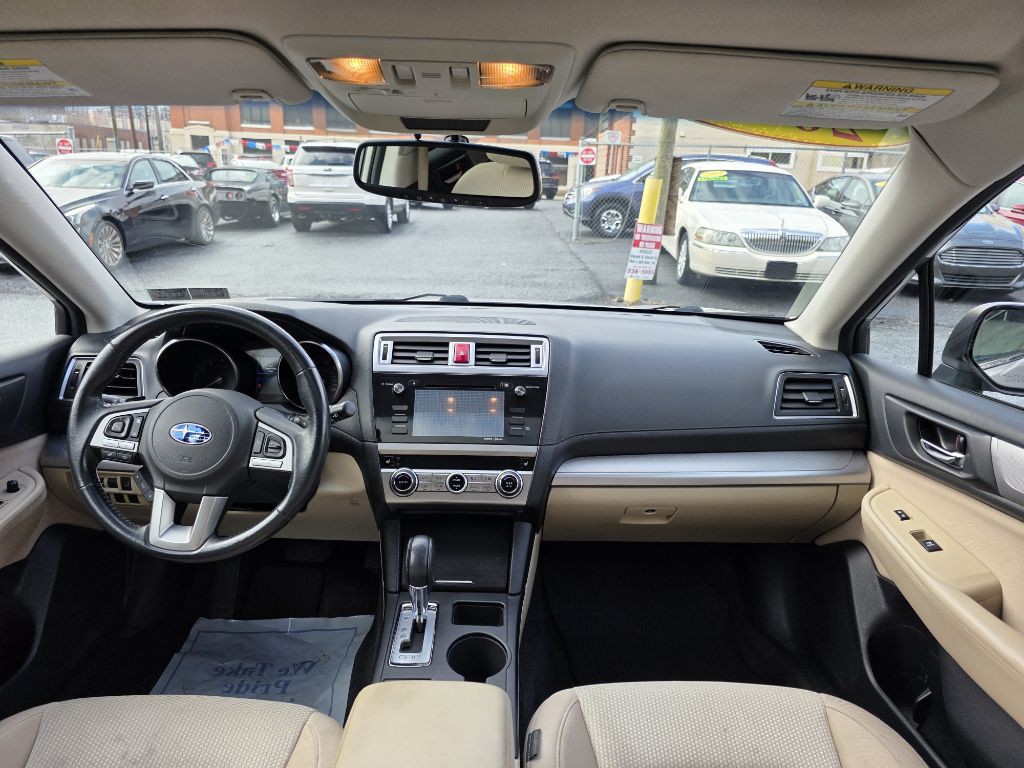 2015 Subaru Outback Image 10