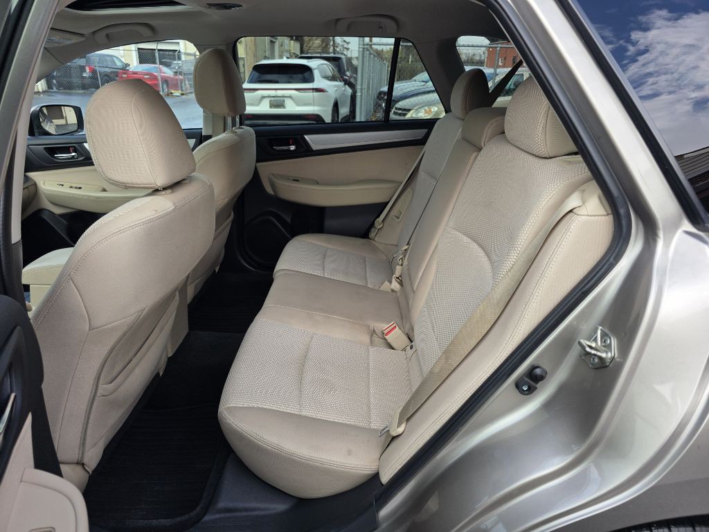 2015 Subaru Outback Image 13