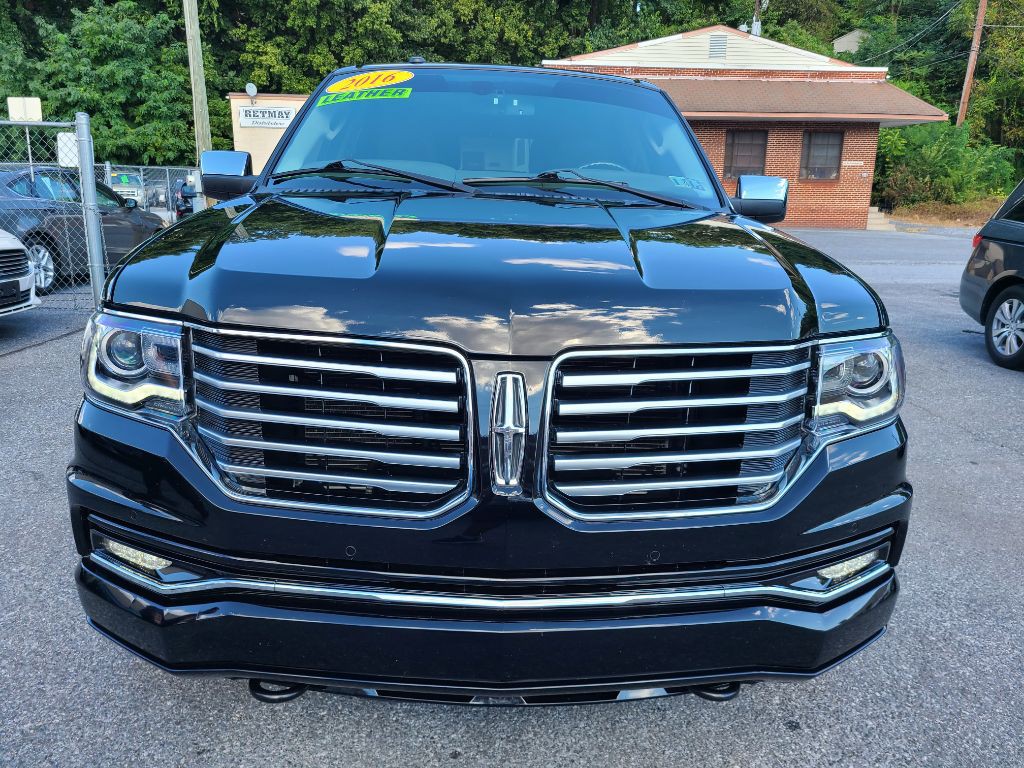 2016 Lincoln Navigator Image 8