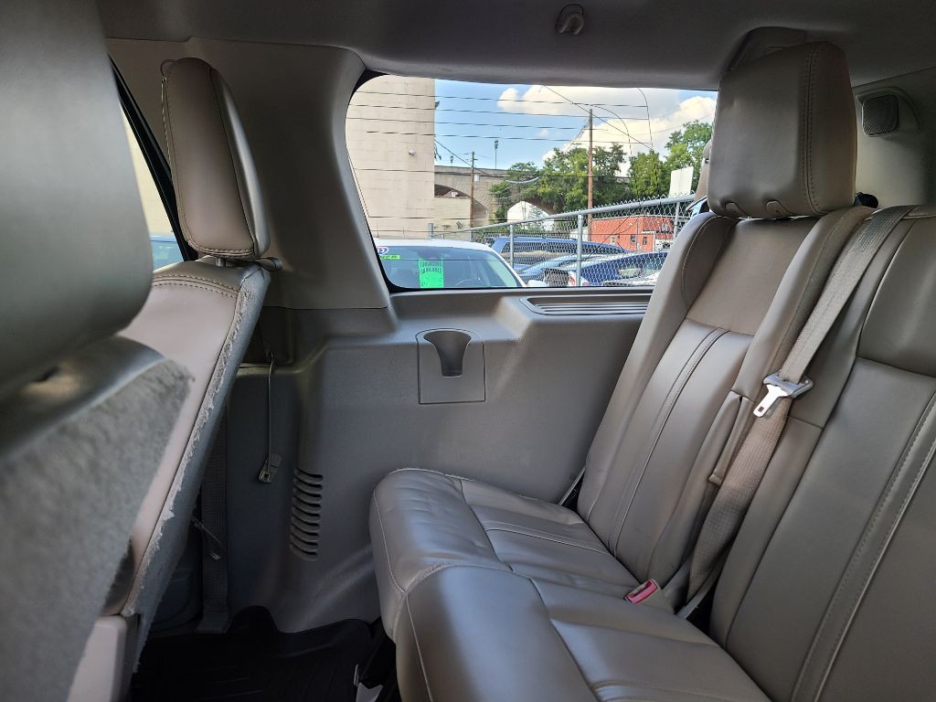 2016 Lincoln Navigator Image 15