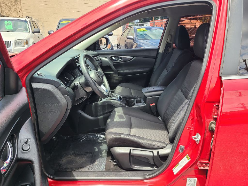 2017 Nissan Rogue Image 9