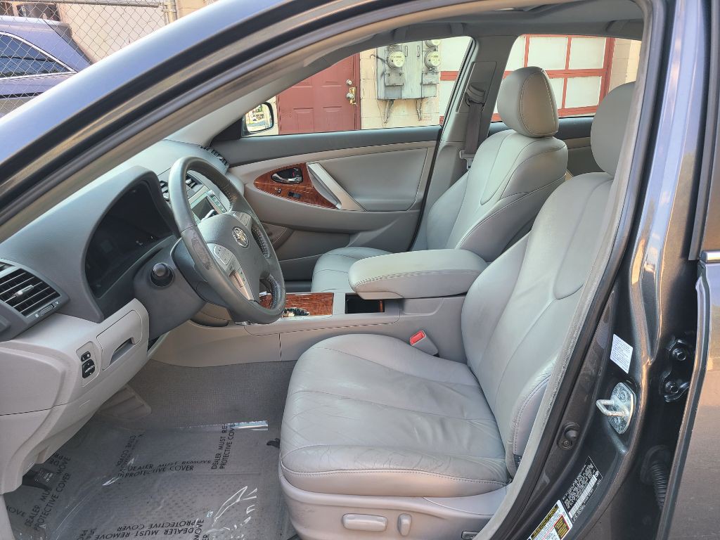 2009 Toyota Camry Image 12