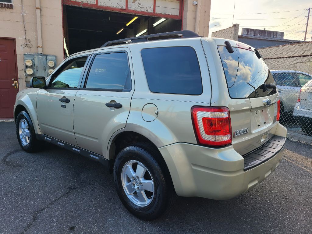 2011 Ford Escape Image 3