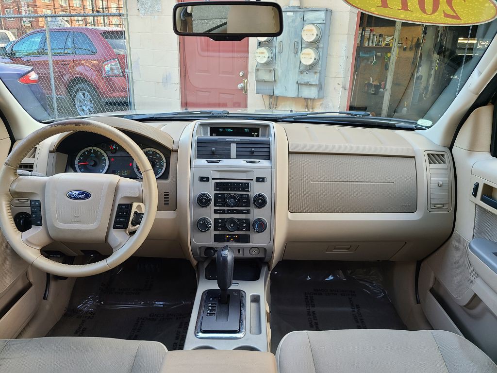 2011 Ford Escape Image 11