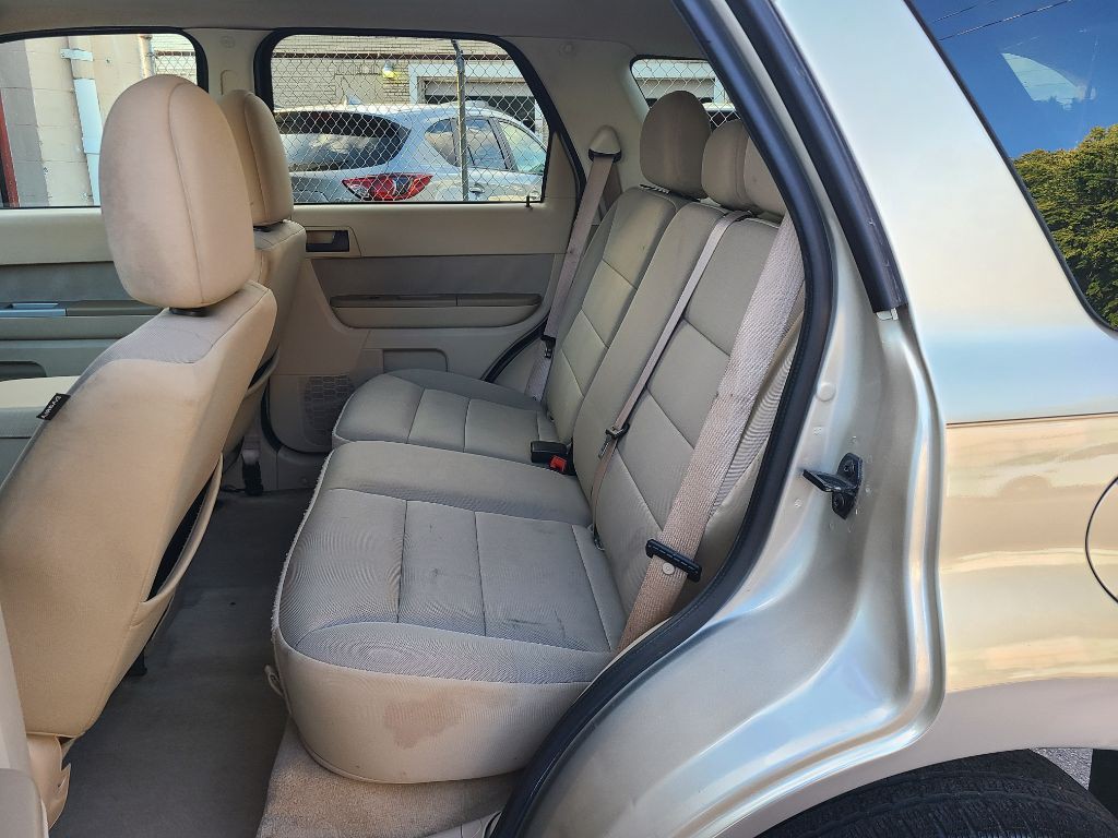 2011 Ford Escape Image 15