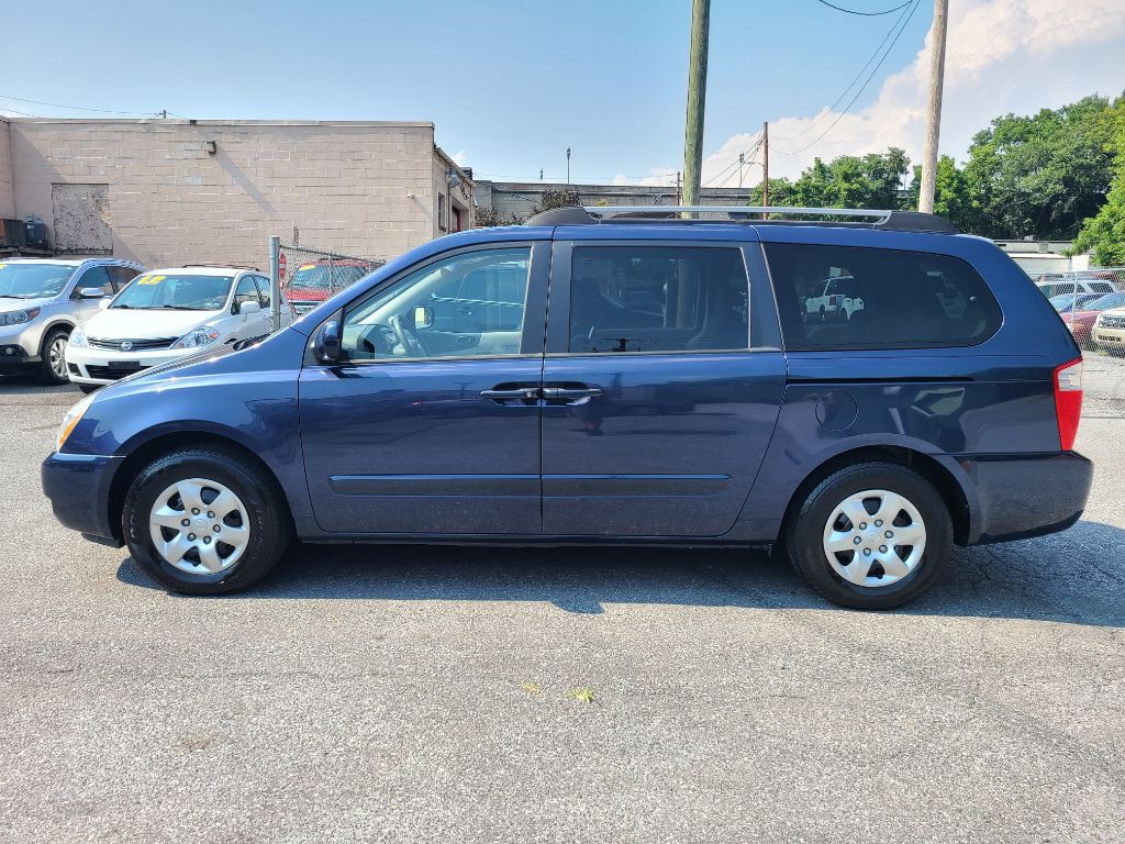 2008 Kia Sedona Image 2