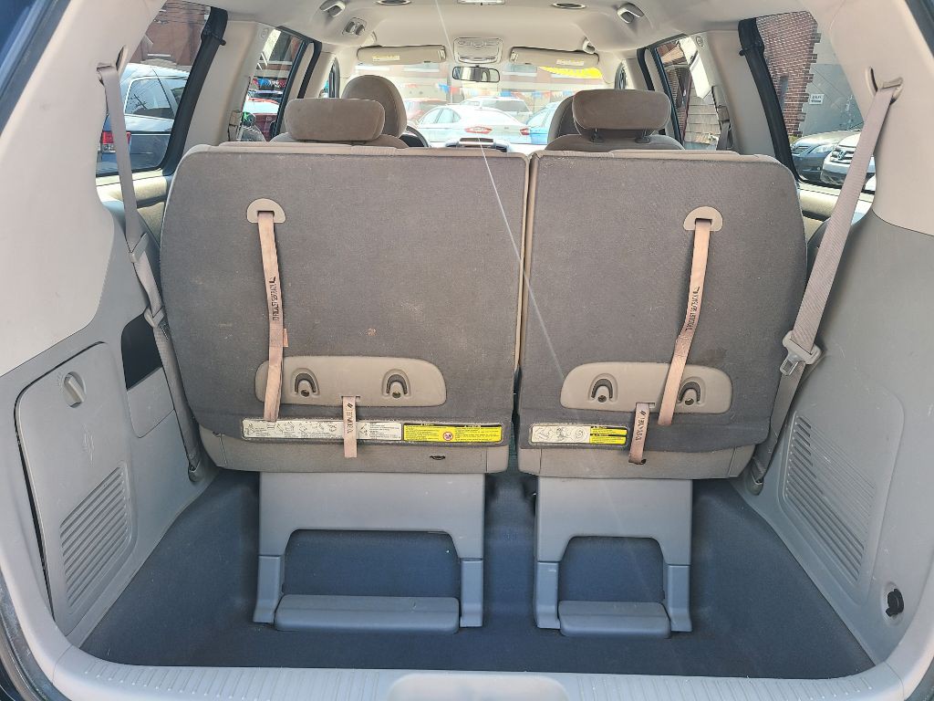 2008 Kia Sedona Image 13