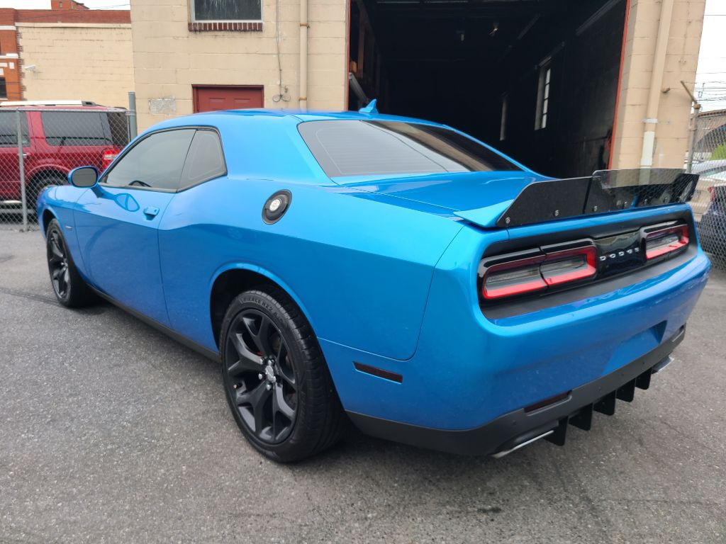 2016 Dodge Challenger Image 3
