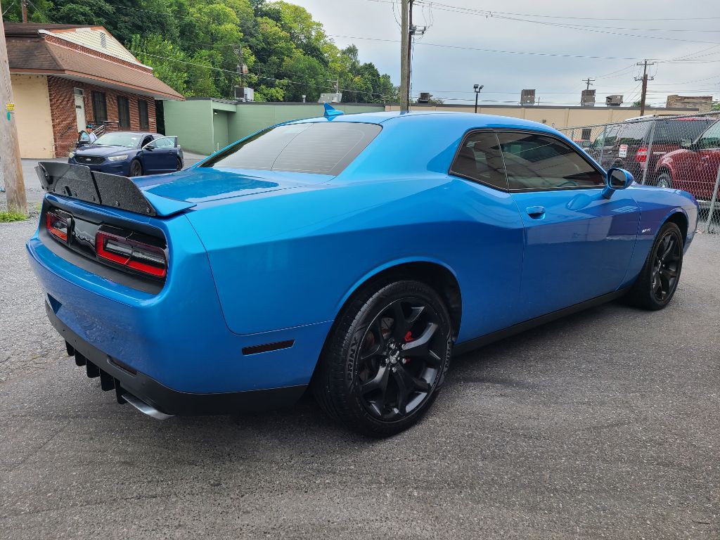 2016 Dodge Challenger Image 5