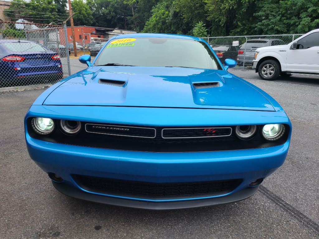2016 Dodge Challenger Image 8