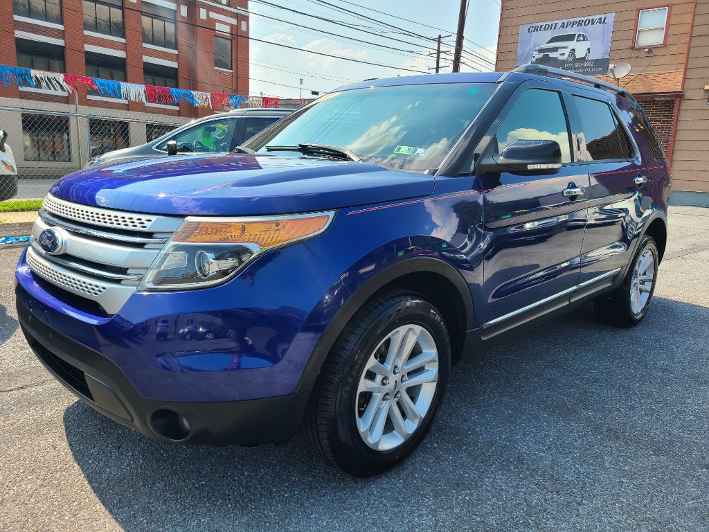 2015 Ford Explorer Image 1