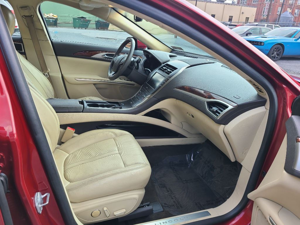 2014 Lincoln MKZ Image 9