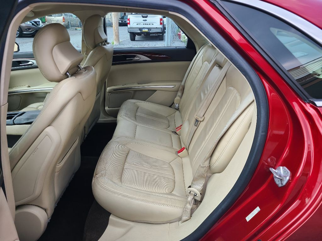 2014 Lincoln MKZ Image 12