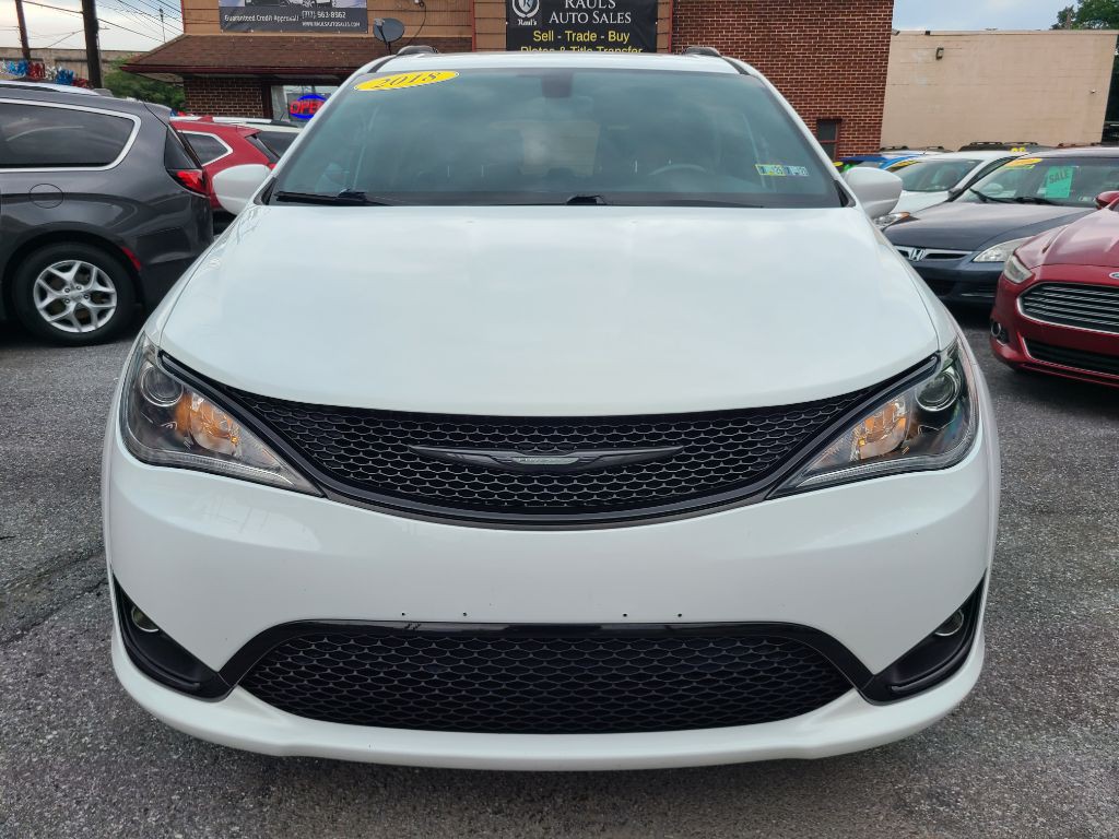 2018 Chrysler Pacifica Image 35