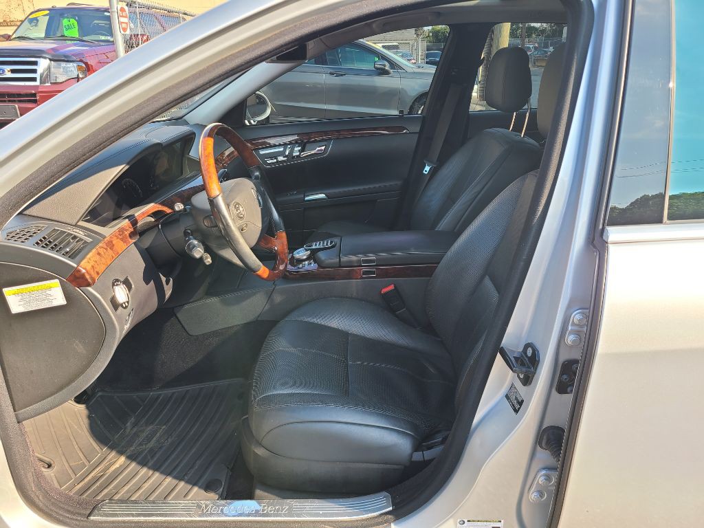 2008 Mercedes-Benz S-Class Image 15