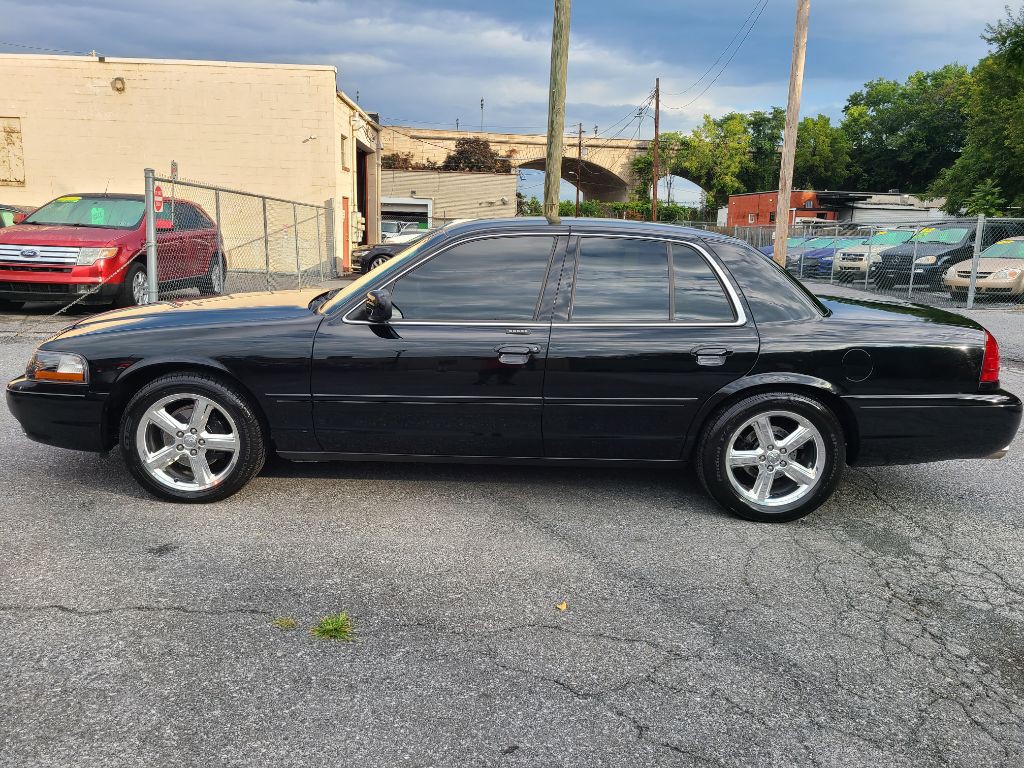 2003 Mercury Marauder Image 3
