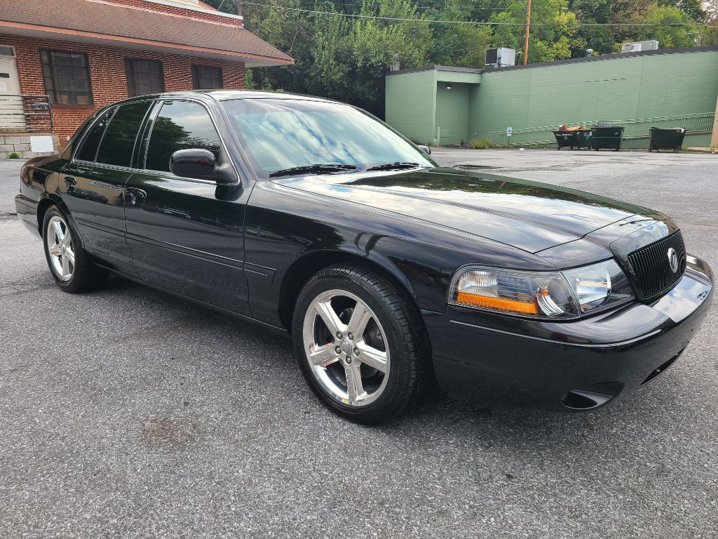 2003 Mercury Marauder Image 10