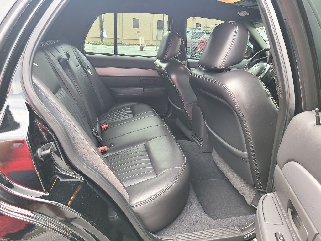 2003 Mercury Marauder Image 19
