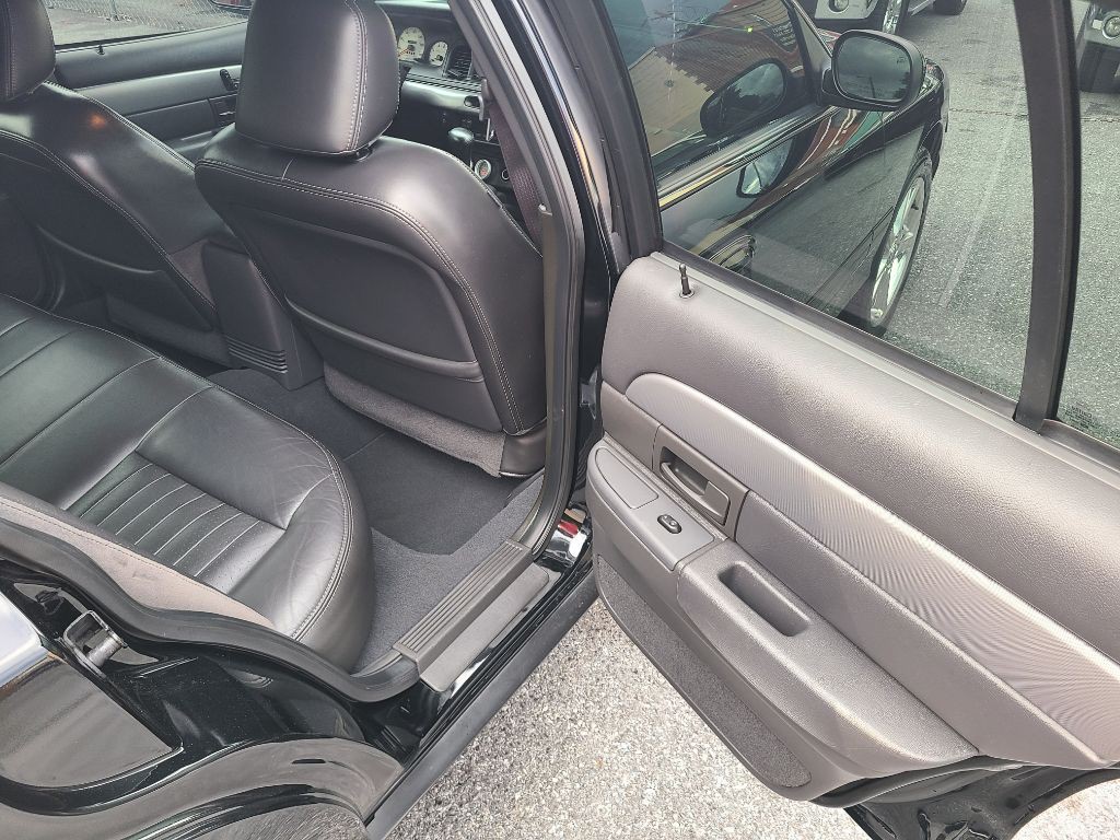 2003 Mercury Marauder Image 21