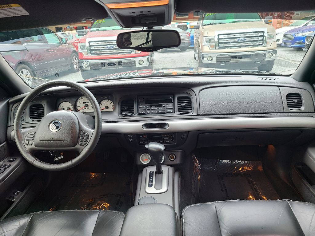 2003 Mercury Marauder Image 26