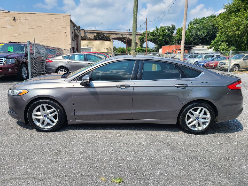 2013 Ford Fusion Image 2