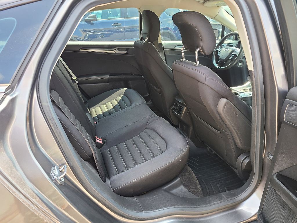 2013 Ford Fusion Image 11