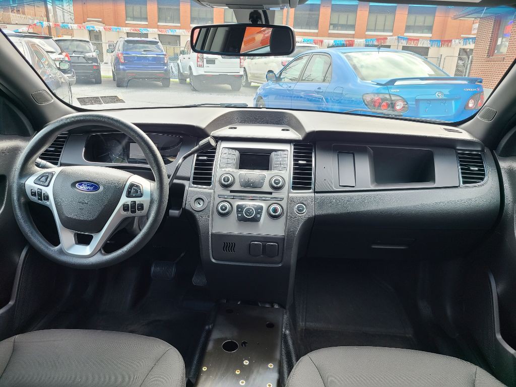 2015 Ford Taurus Image 10