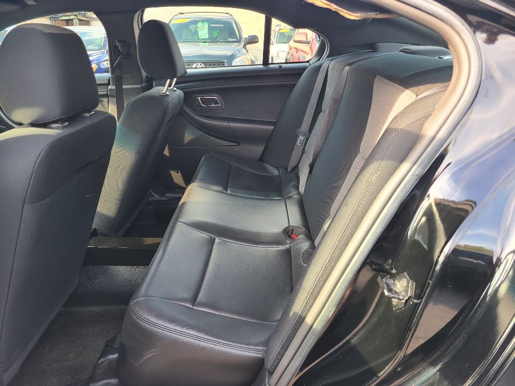 2013 Ford Taurus Image 12