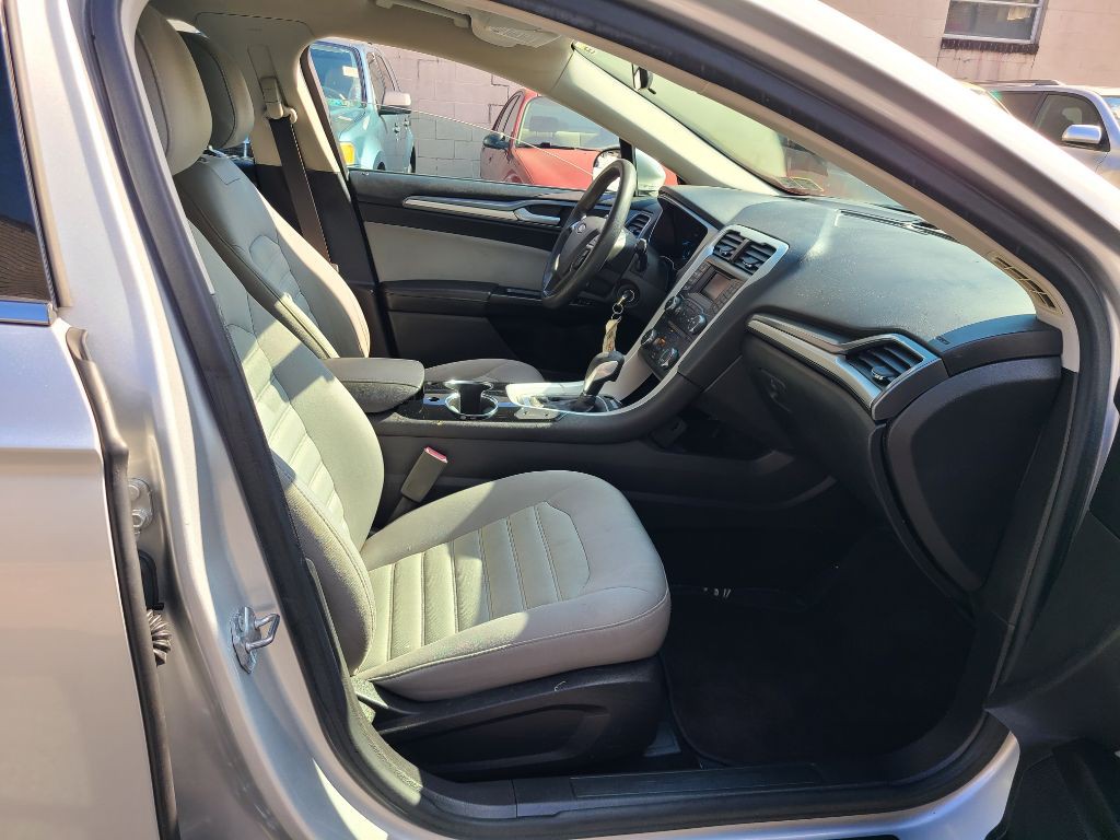 2014 Ford Fusion Image 9