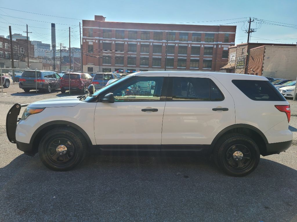 2015 Ford Explorer Image 2
