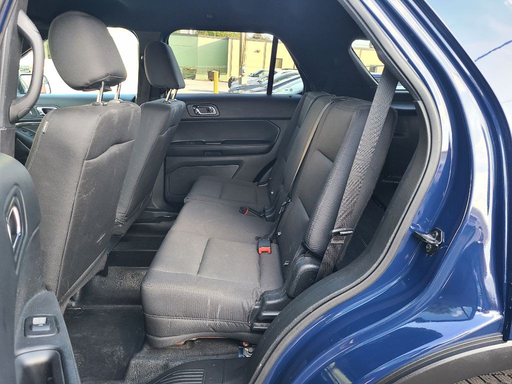2017 Ford Explorer Image 14