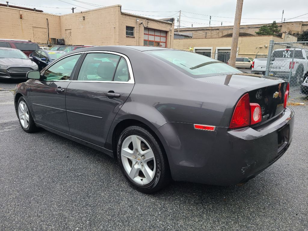 2012 Chevrolet Malibu Image 3