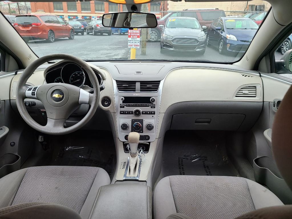 2012 Chevrolet Malibu Image 26