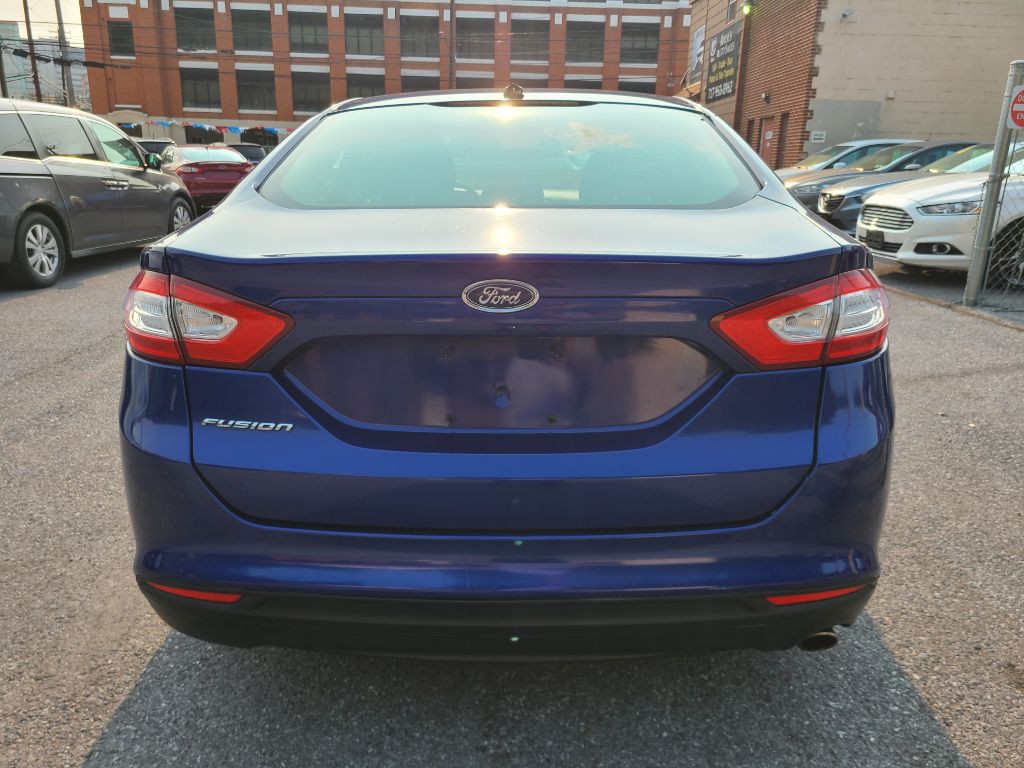 2013 Ford Fusion Image 4