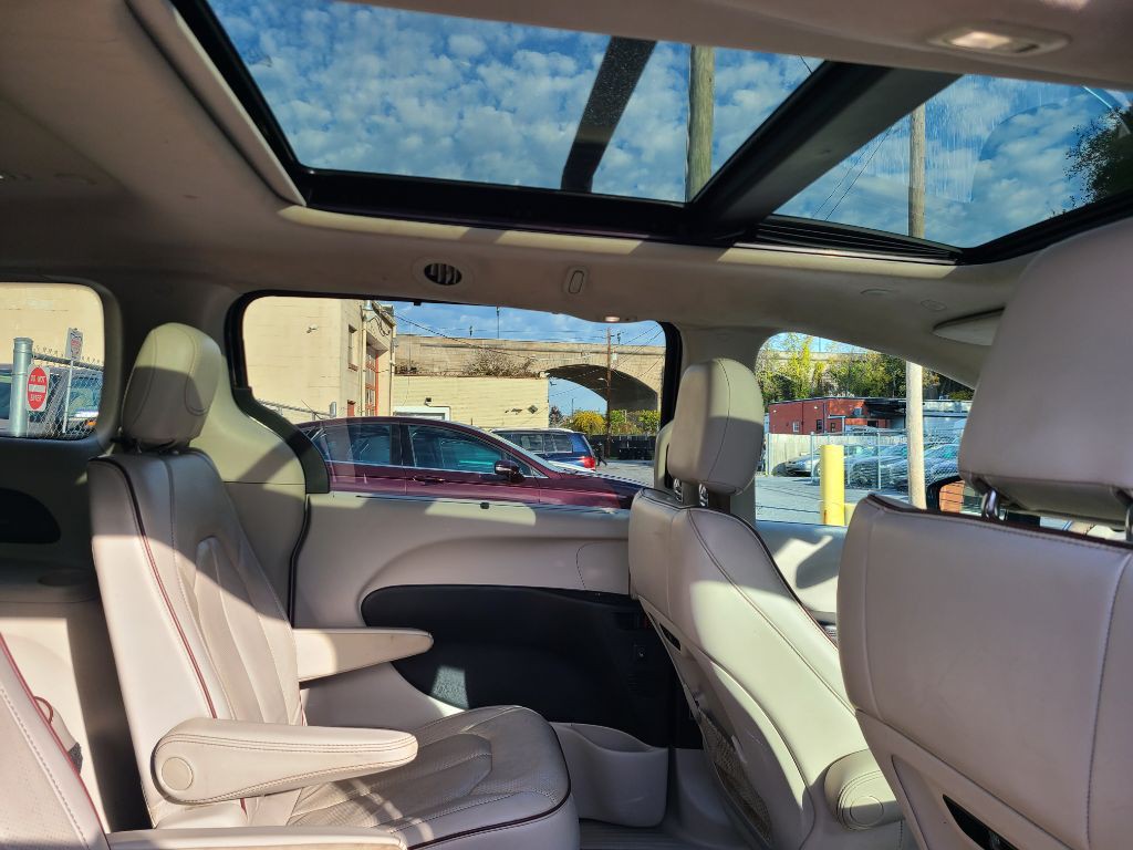 2020 Chrysler Pacifica Image 12