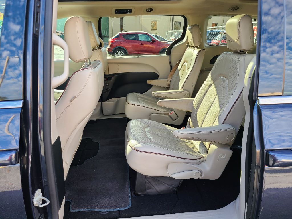 2020 Chrysler Pacifica Image 16