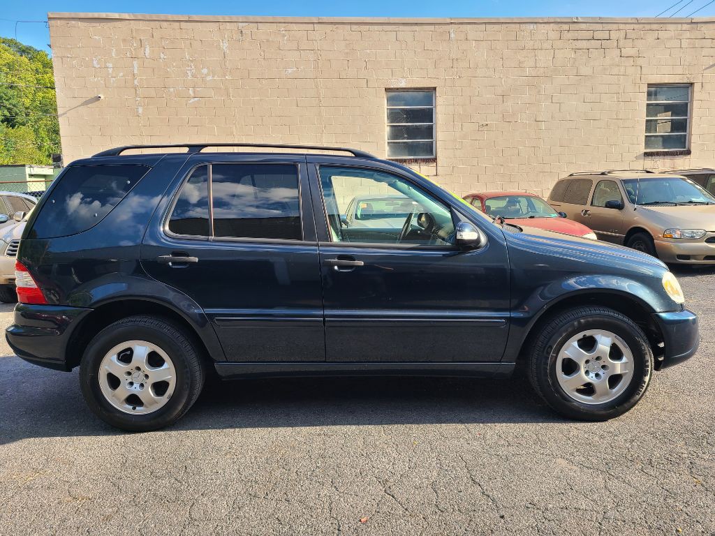 2002 Mercedes-Benz M-Class Image 6