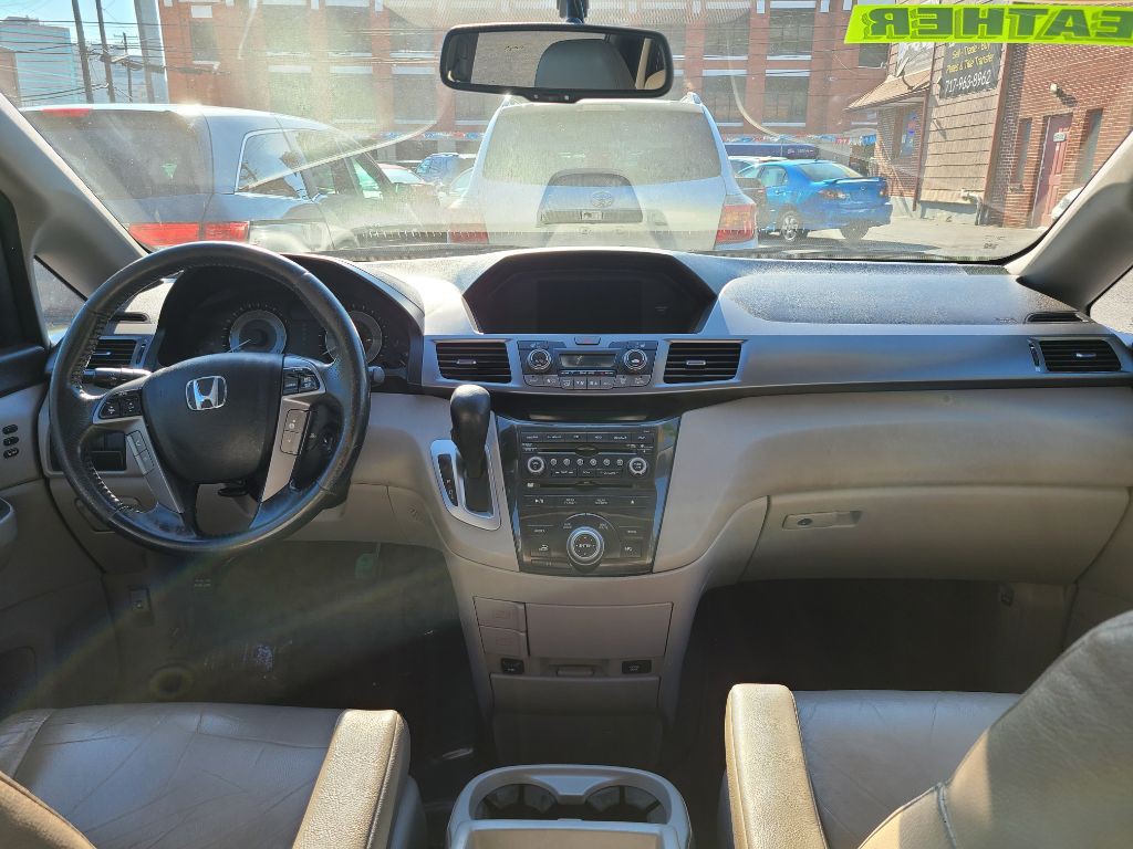 2011 Honda Odyssey Image 10