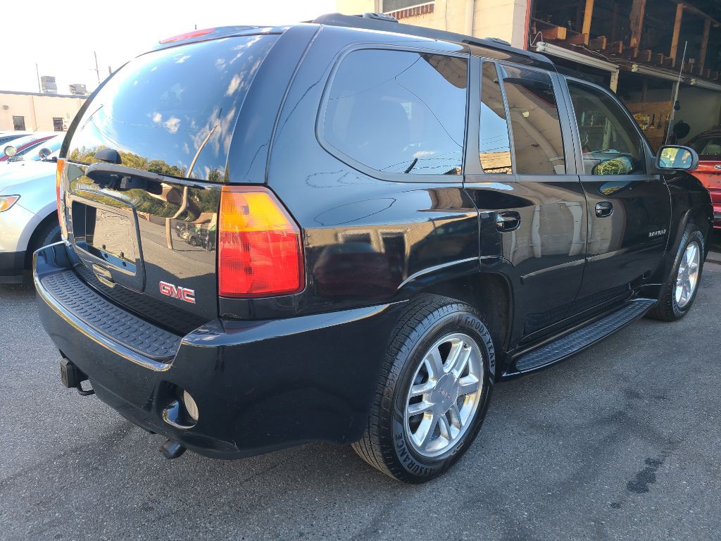 2009 GMC Envoy Image 5