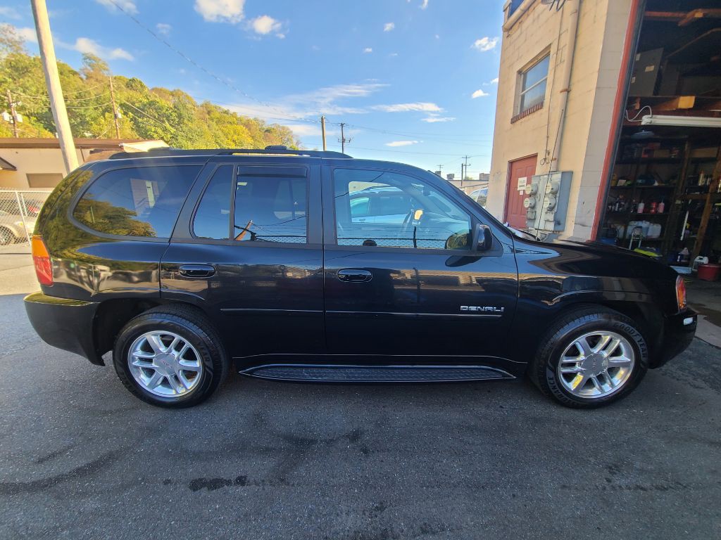 2009 GMC Envoy Image 6
