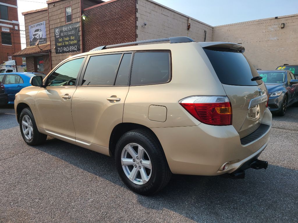 2010 Toyota Highlander Image 3
