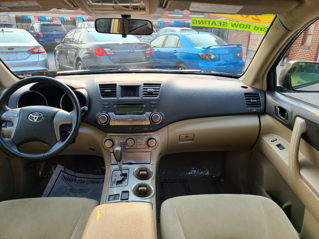 2010 Toyota Highlander Image 10