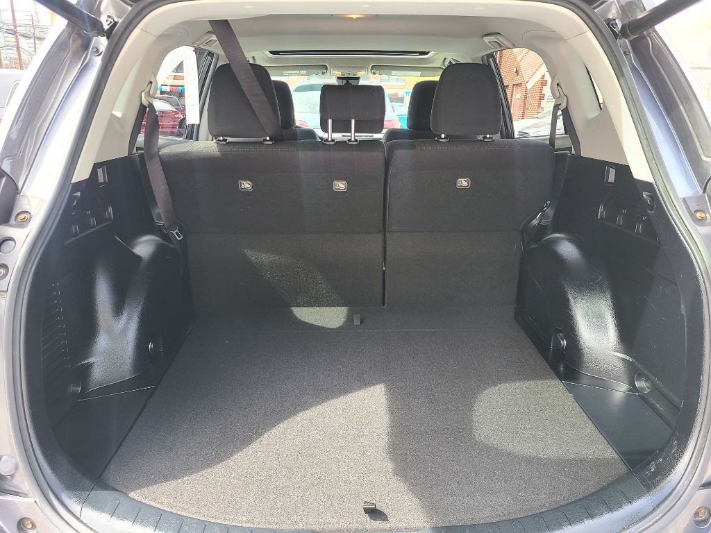 2017 Toyota Rav4 Image 13
