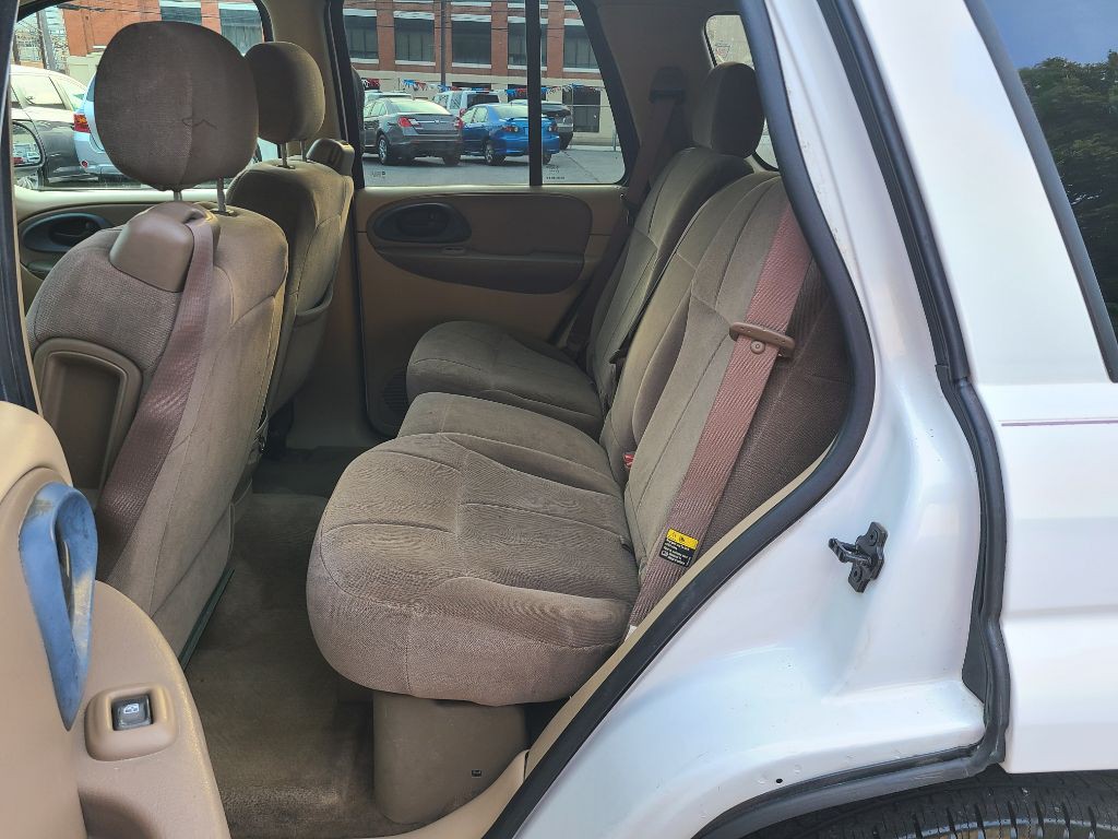 2004 Chevrolet Trailblazer Image 13