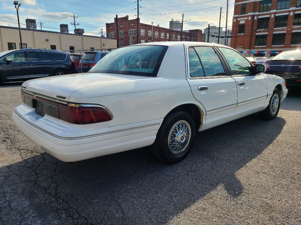 1997 Mercury Grand Marquis Image 5