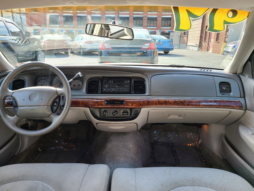1997 Mercury Grand Marquis Image 10