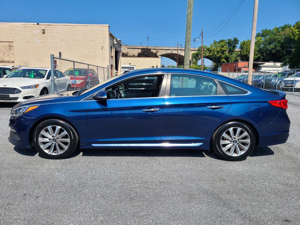2015 Hyundai Sonata Image 2