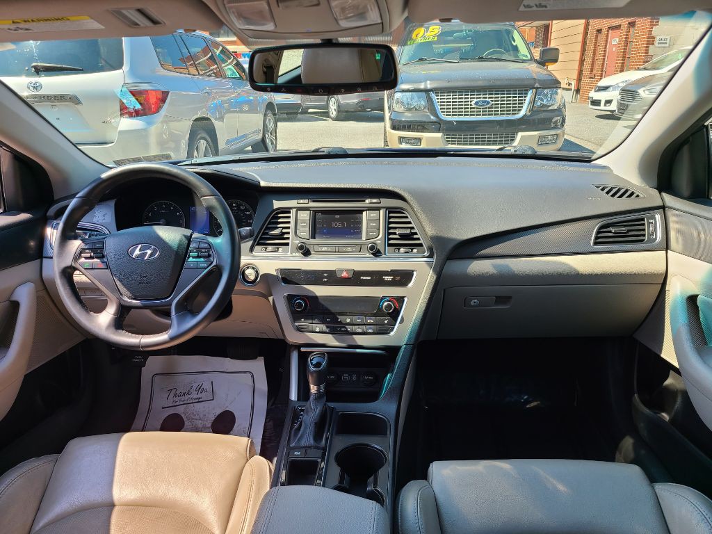 2015 Hyundai Sonata Image 9