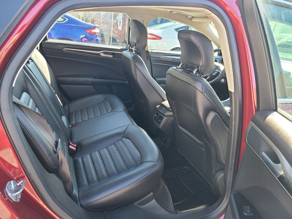 2015 Ford Fusion Image 10