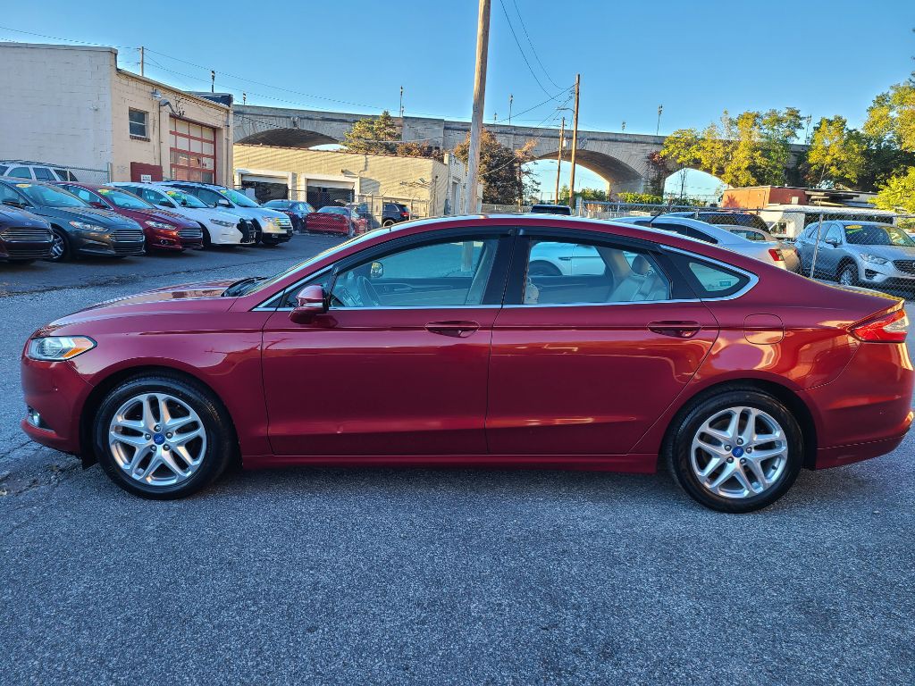 2013 Ford Fusion Image 2
